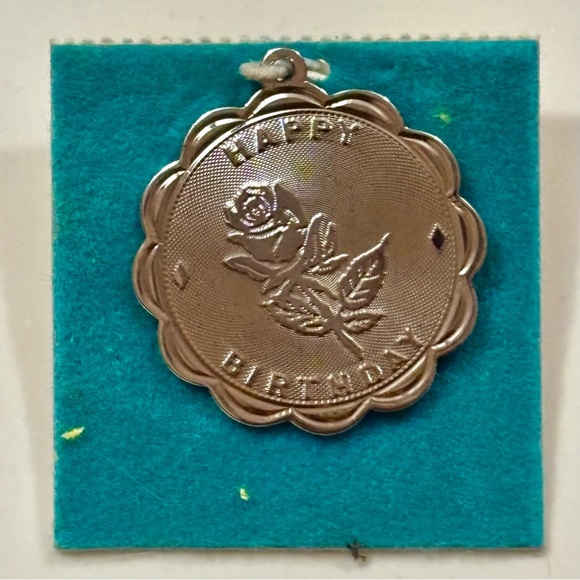 Crea Sterling Silver Charm Pendant • Happy Birthday - Picture 1 of 3